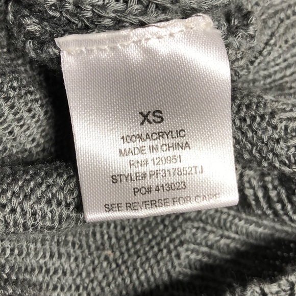 Pink Rose • grey knit sweater - Picture 3 of 4